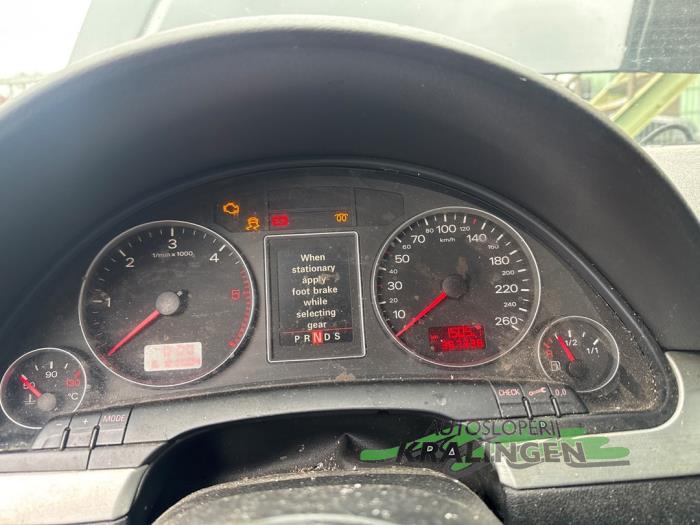 Audi A4 Avant 3.0 TDI V6 24V Quattro Sloopvoertuig (2005, Zwart)