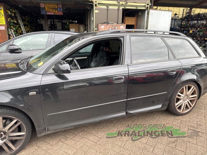 Audi A4 Avant 3.0 TDI V6 24V Quattro Sloopvoertuig (2005, Zwart)