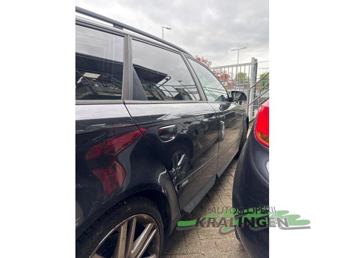 Audi A4 Avant 3.0 TDI V6 24V Quattro Sloopvoertuig (2005, Zwart)