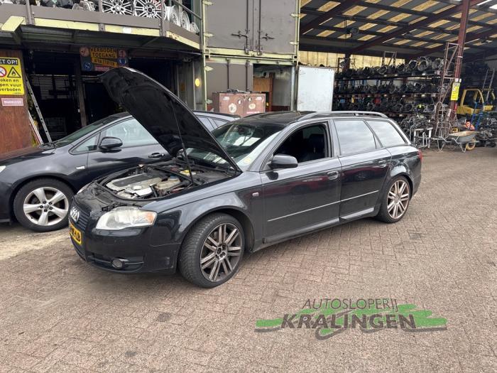 Audi A4 Avant 3.0 TDI V6 24V Quattro Sloopvoertuig (2005, Zwart)