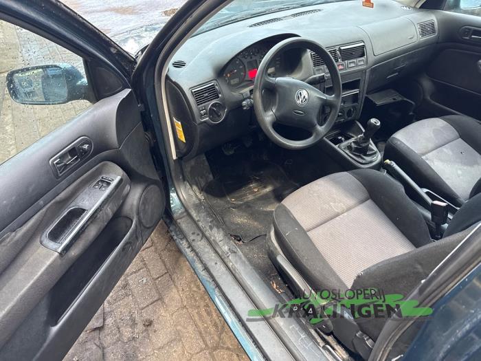Volkswagen Golf IV 1.6 16V Sloopvoertuig (2001, Groen)