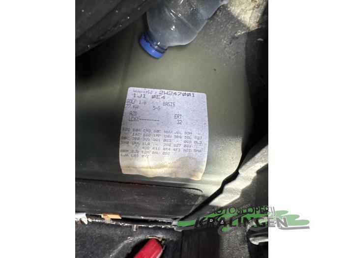 Volkswagen Golf IV 1.6 16V Sloopvoertuig (2001, Groen)