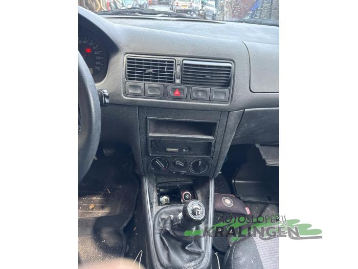 Volkswagen Golf IV 1.6 16V Sloopvoertuig (2001, Groen)