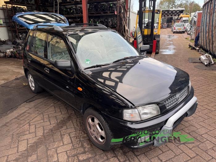 Mazda Demio 1.3 16V Sloopvoertuig (1999, Zwart)