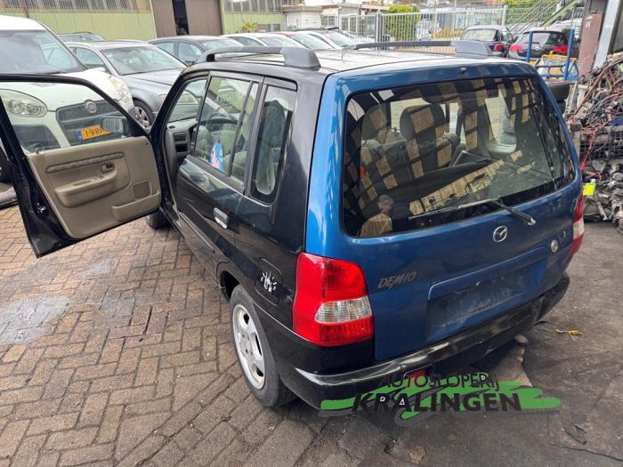 Mazda Demio 1.3 16V Sloopvoertuig (1999, Zwart)