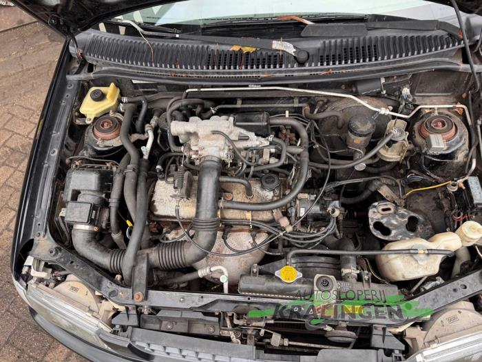 Mazda Demio 1.3 16V Sloopvoertuig (1999, Zwart)