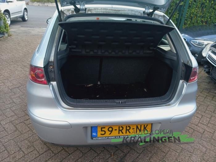 Seat Ibiza III 1.4 16V 75 Schadevoertuig (2005, Grijs)