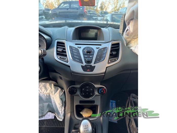 Ford Fiesta 6 1.25 16V Skrotfordon (2009, GRIJS)