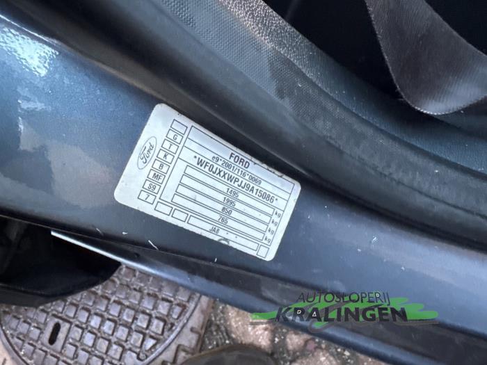 Ford Fiesta 6 1.25 16V Skrotfordon (2009, GRIJS)