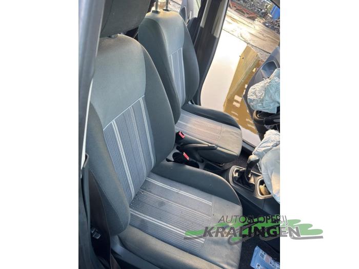 Ford Fiesta 6 1.25 16V Skrotfordon (2009, GRIJS)