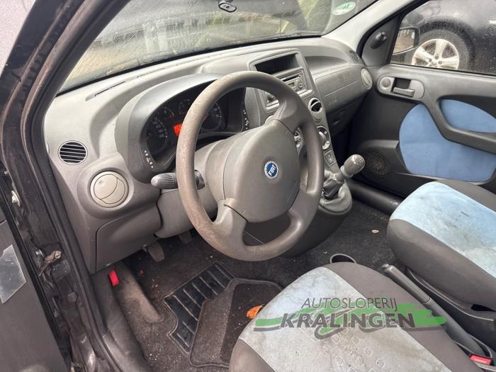 Fiat Panda 1.2 Fire Schadevoertuig (2007, Zwart)