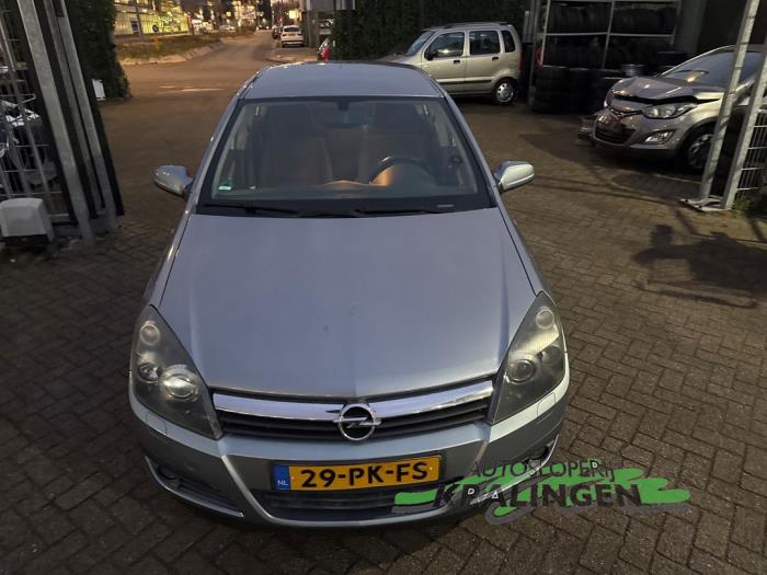 Opel Astra H 1.6 16V Twinport Schadevoertuig (2004, Grijs)