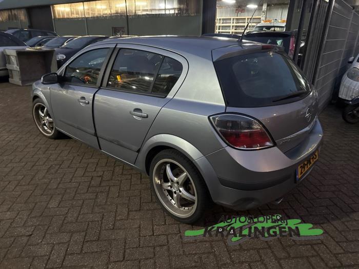 Opel Astra H 1.6 16V Twinport Schadevoertuig (2004, Grijs)