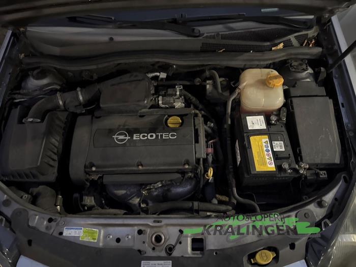 Opel Astra H 1.6 16V Twinport Schadevoertuig (2004, Grijs)