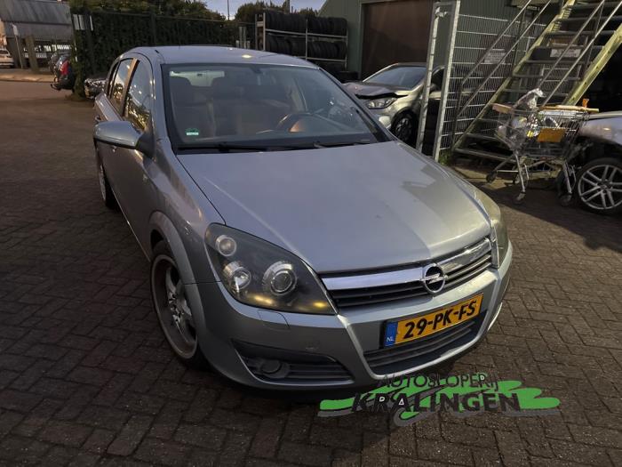 Opel Astra H 1.6 16V Twinport Schadevoertuig (2004, Grijs)