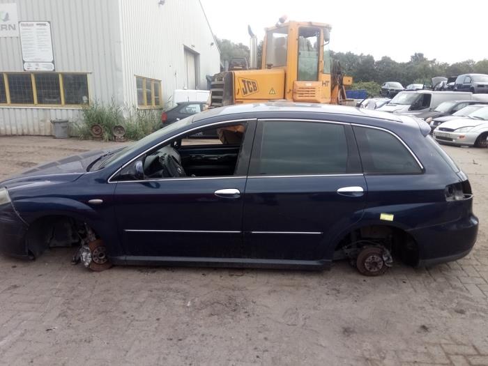 Fiat Croma Sloopvoertuig (2008, COLORE INTERNO (MODRA))