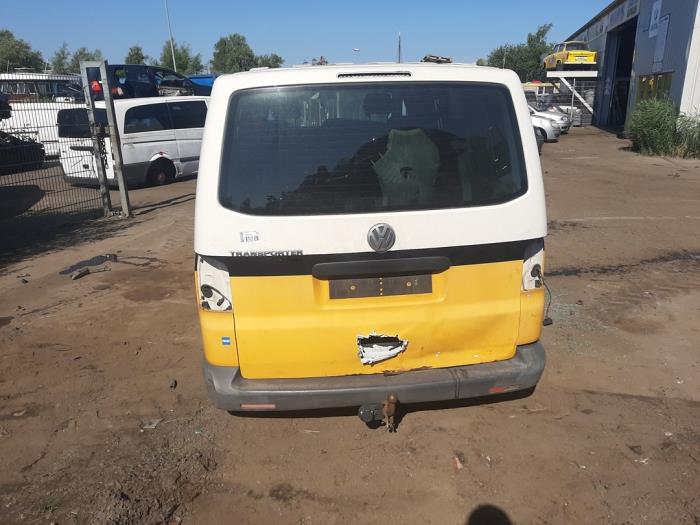 Volkswagen Transporter T5 1.9 TDi Samochód złomowany (2005, Granit)