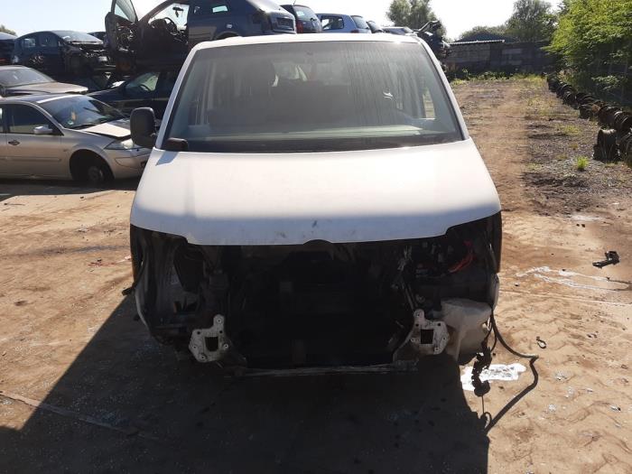 Volkswagen Transporter T5 1.9 TDi Samochód złomowany (2005, Granit)