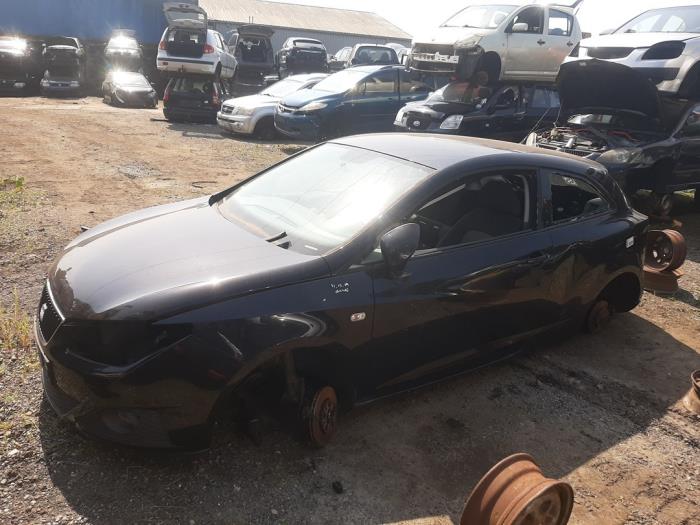 Seat Ibiza IV SC 1.6 16V Samochód złomowany (2009, Czarny)