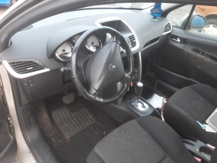 Peugeot 207/207+ 1.6 16V VTi Sloopvoertuig (2007, Grijs)