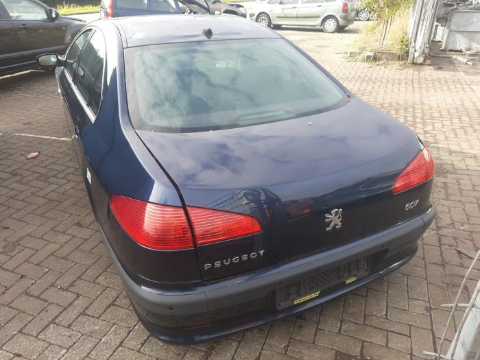 Peugeot 607 2.2 16V Skrotfordon (2004, BLAUW)