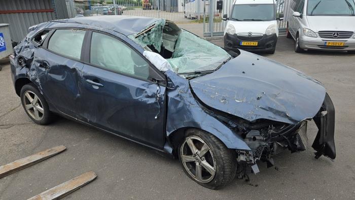 Volvo V40 2.0 D2 16V Sloopvoertuig (2017, Blauw)