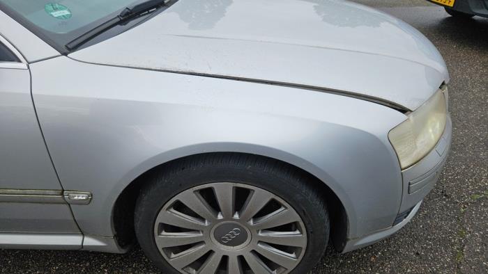 Audi A8 4.2 V8 40V Quattro Sloopvoertuig (2003, Metallic, Zilver)
