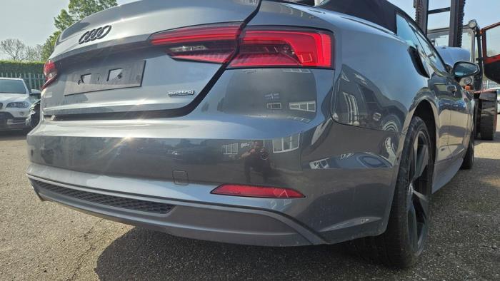 Audi A5 Cabrio 3.0 TDI V6 24V Quattro Sloopvoertuig (2017, Grijs)