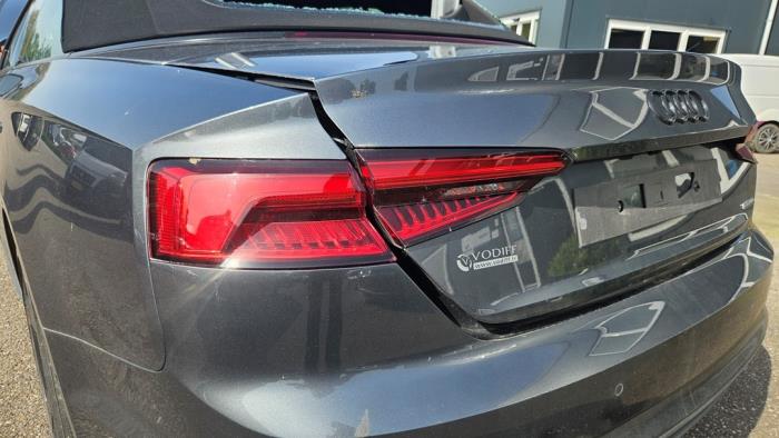 Audi A5 Cabrio 3.0 TDI V6 24V Quattro Sloopvoertuig (2017, Grijs)