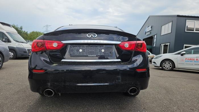 Infiniti Q50 3.5 V6 24V 50 Hybrid AWD Skrotfordon (2014, ZWART)