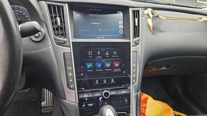 Infiniti Q50 3.5 V6 24V 50 Hybrid AWD Skrotfordon (2014, ZWART)