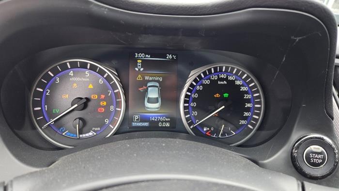 Infiniti Q50 3.5 V6 24V 50 Hybrid AWD Skrotfordon (2014, ZWART)