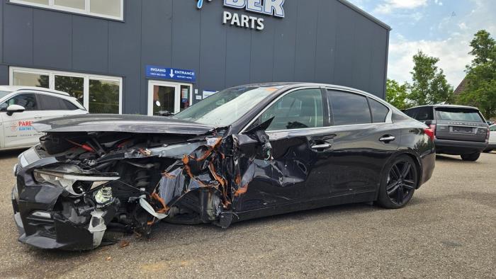 Infiniti Q50 3.5 V6 24V 50 Hybrid AWD Skrotfordon (2014, ZWART)