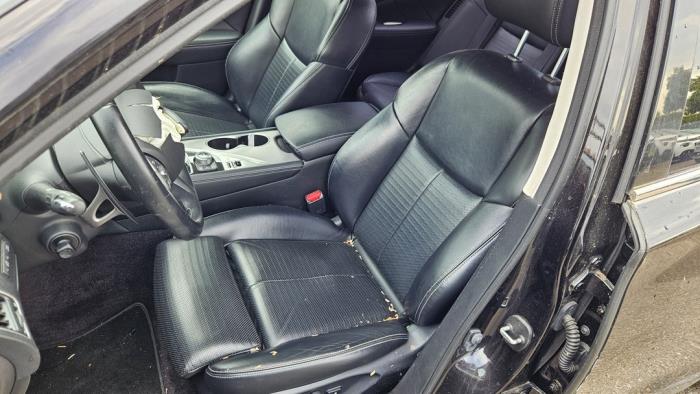 Infiniti Q50 3.5 V6 24V 50 Hybrid AWD Skrotfordon (2014, ZWART)