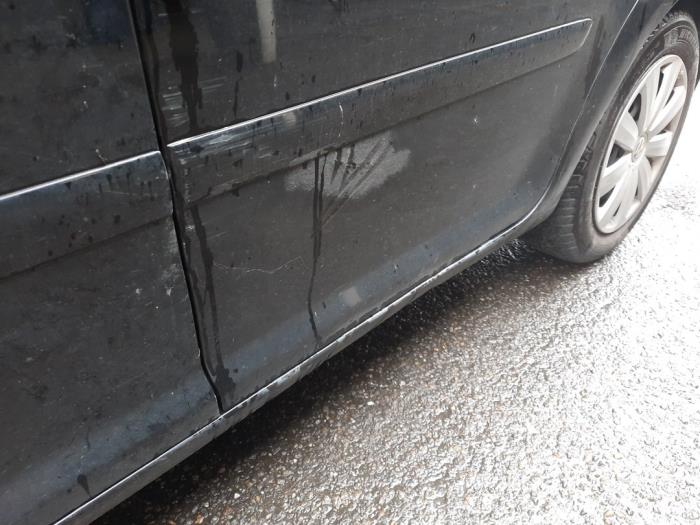 Volkswagen Touran 1.6 FSI 16V Sloopvoertuig (2004, Zwart)