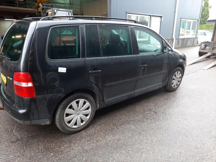 Volkswagen Touran 1.6 FSI 16V Sloopvoertuig (2004, Zwart)