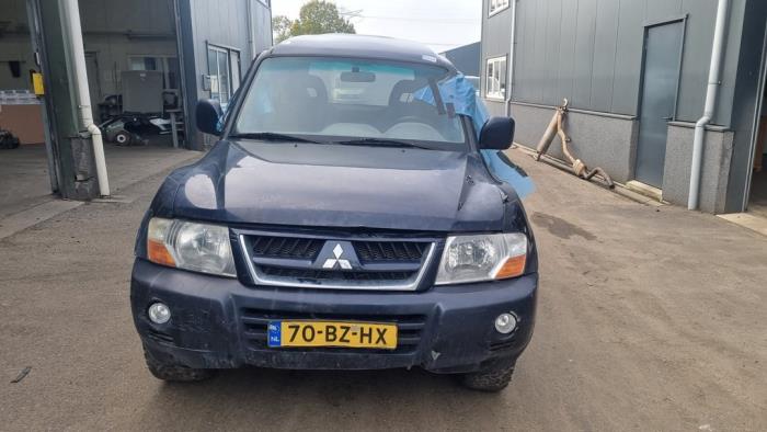 Mitsubishi Pajero Hardtop 3.2 DI-D 16V Skrotfordon (2006)