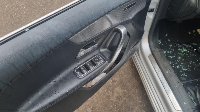 Mercedes A 1.3 A-200 Turbo 16V Skrotfordon (2020, GRIJS)