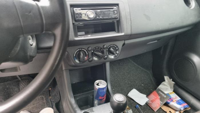 Suzuki Swift 1.3 VVT 16V Sloopvoertuig (2006, Rood)