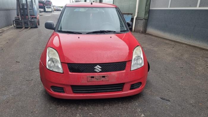 Suzuki Swift 1.3 VVT 16V Sloopvoertuig (2006, Rood)