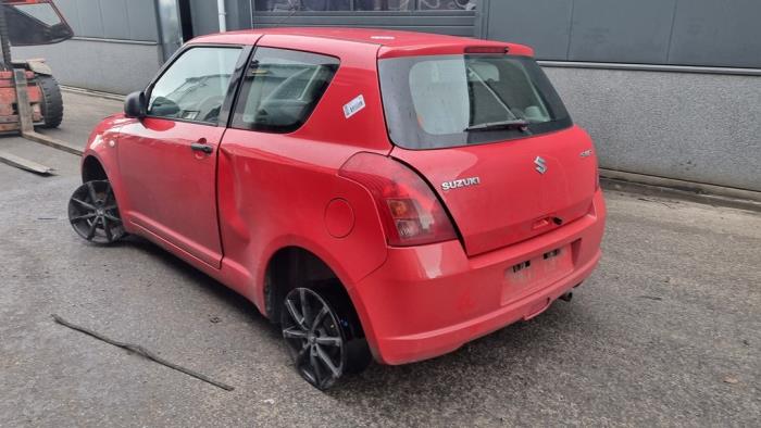 Suzuki Swift 1.3 VVT 16V Sloopvoertuig (2006, Rood)