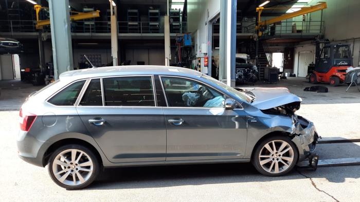 Skoda Rapid 1.0 TSI 12V Sloopvoertuig (2019, Grijs)