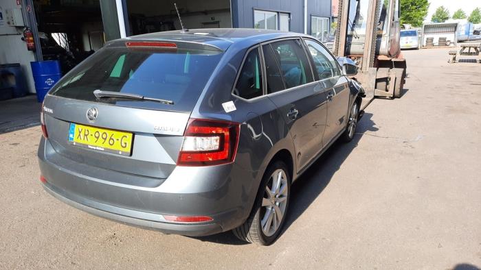 Skoda Rapid 1.0 TSI 12V Sloopvoertuig (2019, Grijs)