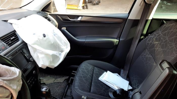 Skoda Rapid 1.0 TSI 12V Sloopvoertuig (2019, Grijs)