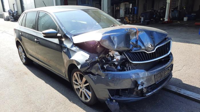 Skoda Rapid 1.0 TSI 12V Sloopvoertuig (2019, Grijs)