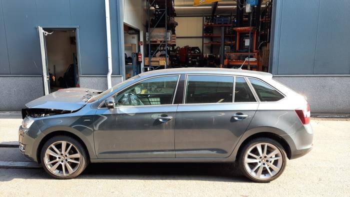Skoda Rapid 1.0 TSI 12V Sloopvoertuig (2019, Grijs)