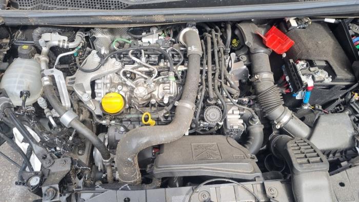 Renault Captur II 1.3 Mild Hybrid 140, TCe 140 16V Sloopvoertuig (2024, Zwart)