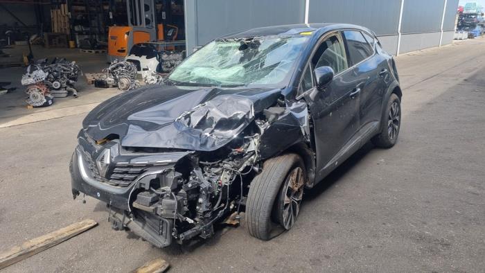 Renault Captur II 1.3 Mild Hybrid 140, TCe 140 16V Sloopvoertuig (2024, Zwart)