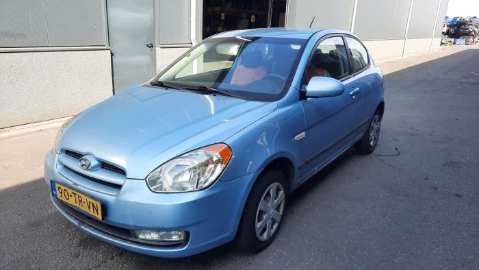 Hyundai Accent 1.4i 16V Sloopvoertuig (2007, Blauw)