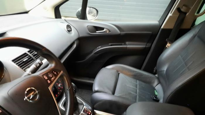 Opel Meriva 1.4 Turbo 16V ecoFLEX Samochód złomowany (2010, Szary)